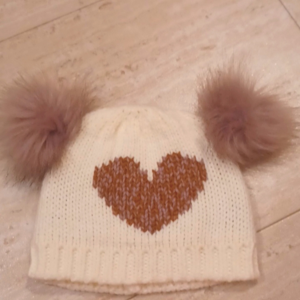Maeve by Anthropologie Heart Pom Pom Beanie